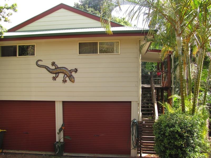 11 Kings Place, Nambour QLD 4560