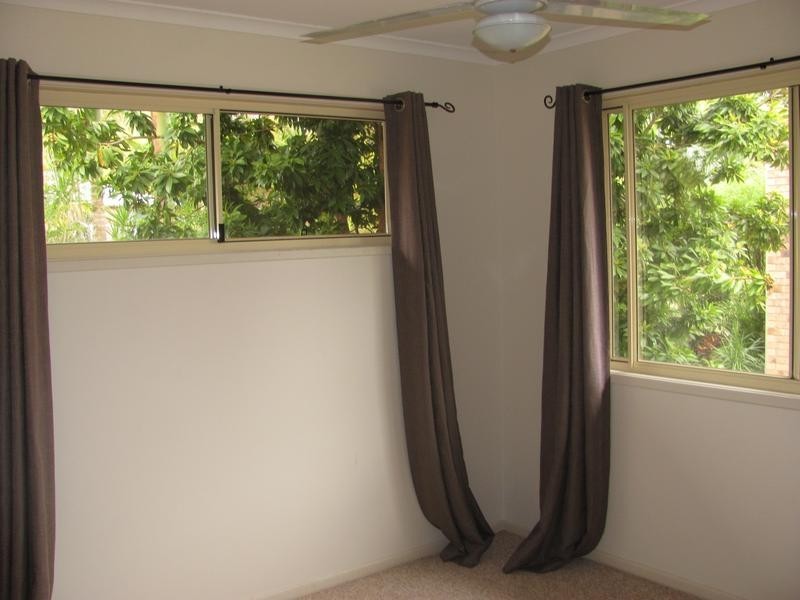 11 Kings Place, Nambour QLD 4560