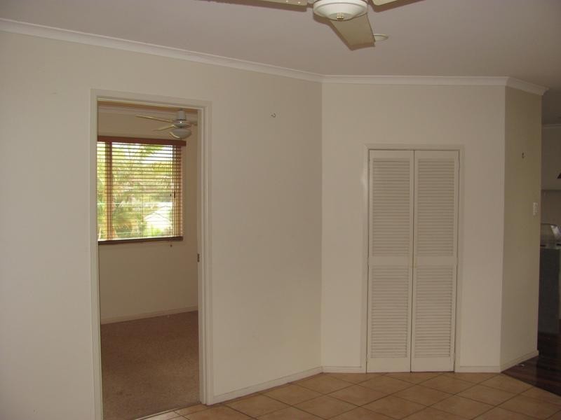 11 Kings Place, Nambour QLD 4560