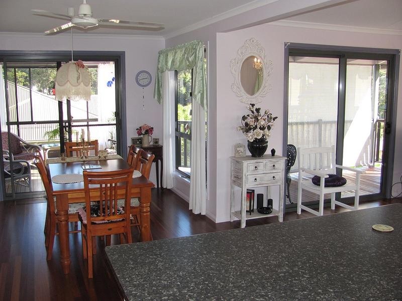 5 Killarney Crescent, Nambour QLD 4560