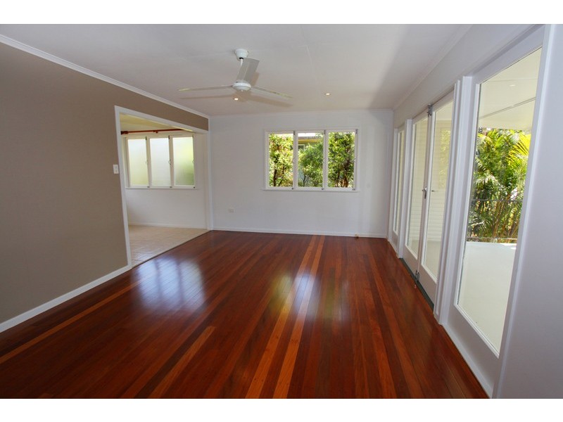19 Brookes Street, Nambour QLD 4560