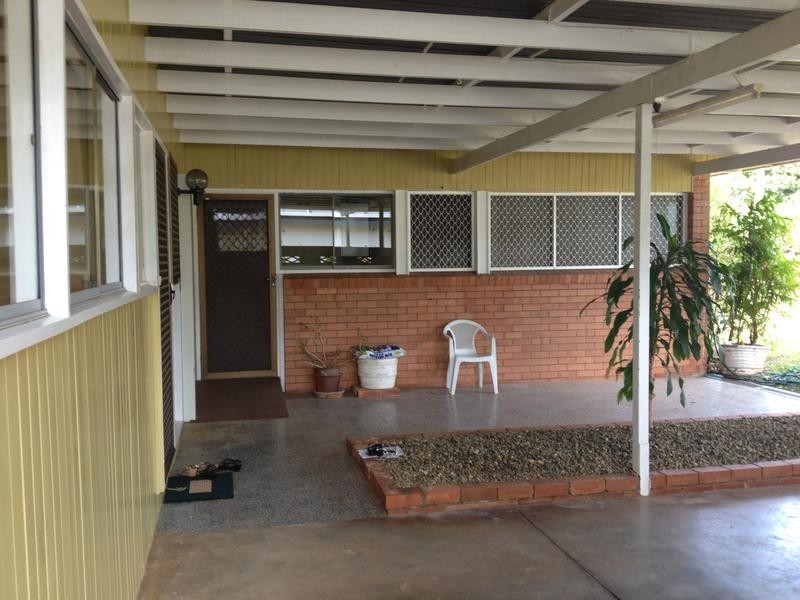 9 Crescent Drive, Nambour QLD 4560