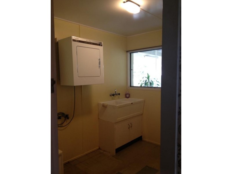 9 Crescent Drive, Nambour QLD 4560