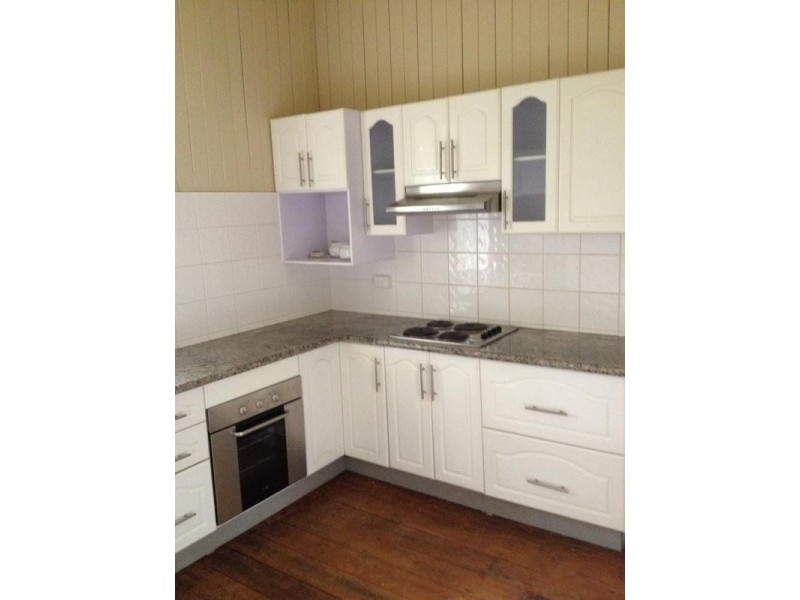 14 Washington Street, Nambour QLD 4560