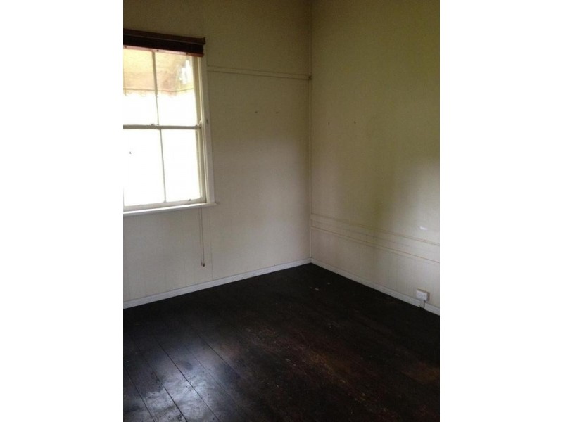 14 Washington Street, Nambour QLD 4560