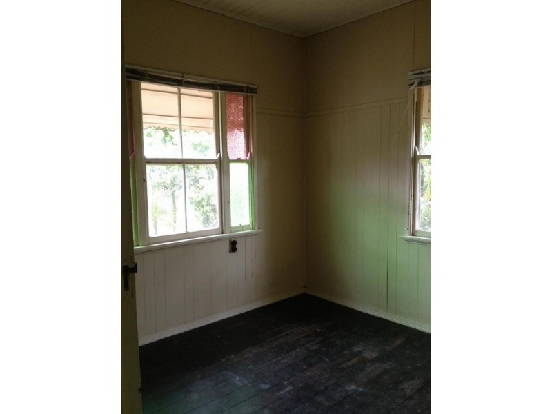 14 Washington Street, Nambour QLD 4560