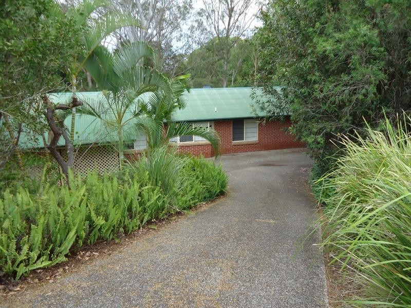 8 Birdsong Court, Nambour QLD 4560