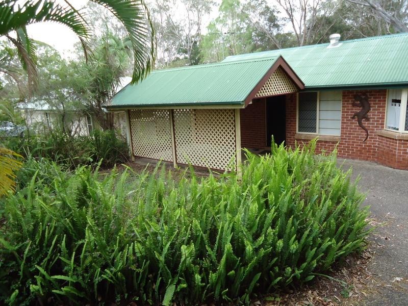 8 Birdsong Court, Nambour QLD 4560