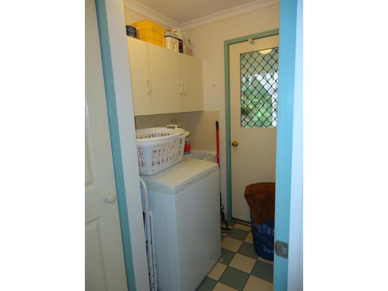 8 Birdsong Court, Nambour QLD 4560