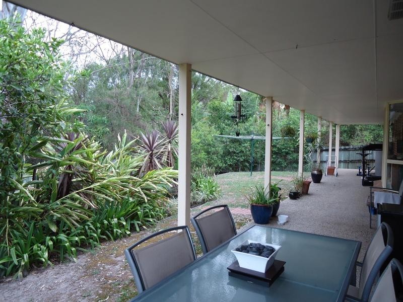 8 Birdsong Court, Nambour QLD 4560
