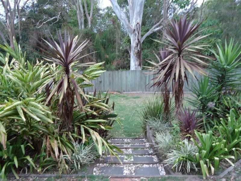 8 Birdsong Court, Nambour QLD 4560