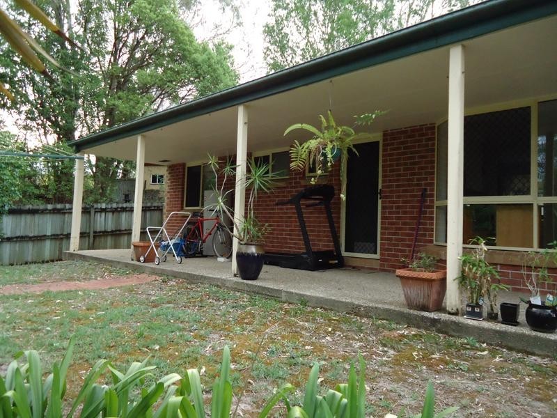 8 Birdsong Court, Nambour QLD 4560