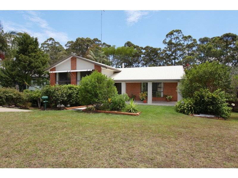 17 Spring Myrtle Avenue, Nambour QLD 4560