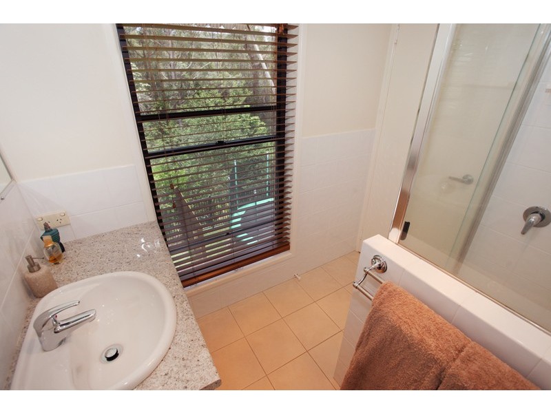 17 Spring Myrtle Avenue, Nambour QLD 4560