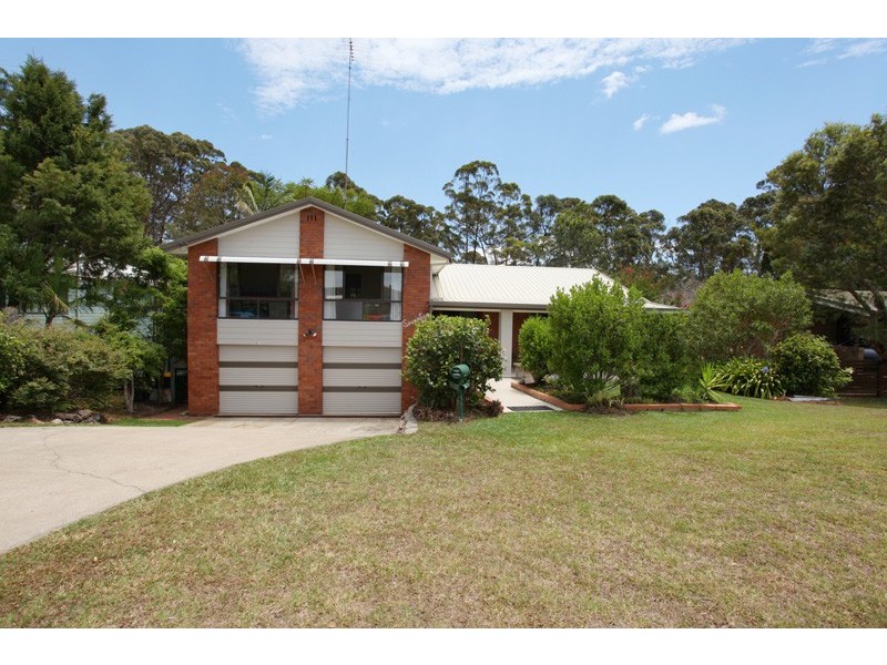 17 Spring Myrtle Avenue, Nambour QLD 4560