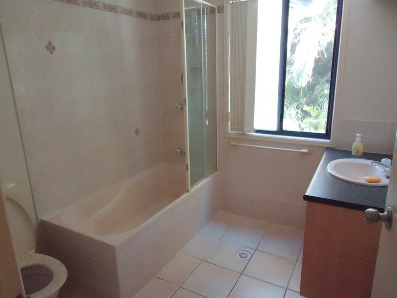 1/21 Low Street, Yandina QLD 4561