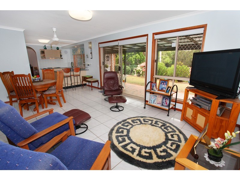 4 Bareena Court, Palmwoods QLD 4555