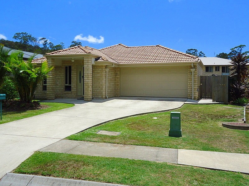 17 Vincent Drive, Nambour QLD 4560