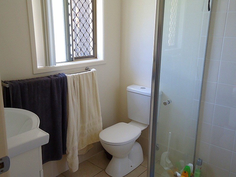 17 Vincent Drive, Nambour QLD 4560