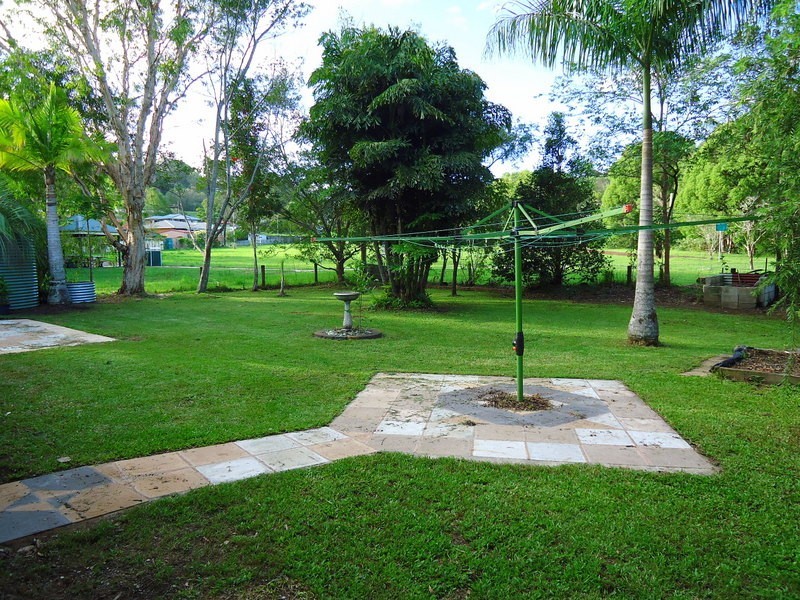 10 Flinders Avenue, Nambour QLD 4560