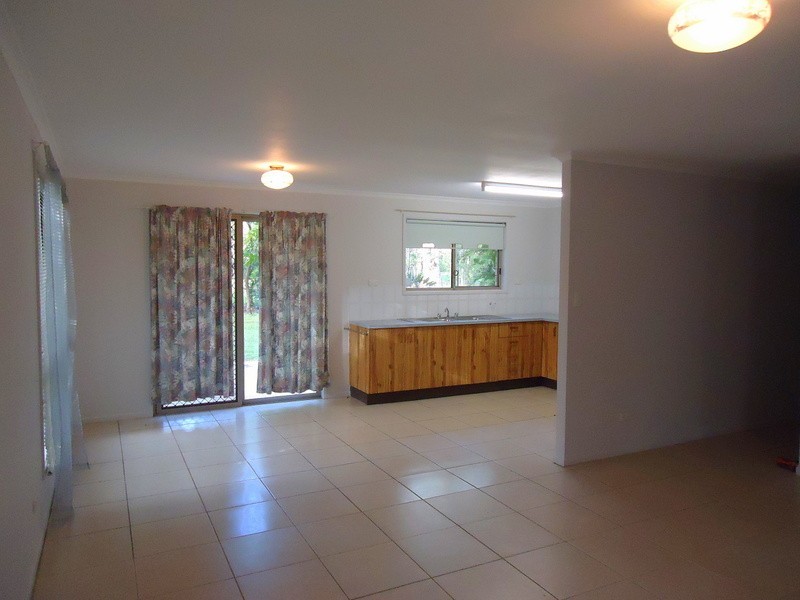 10 Flinders Avenue, Nambour QLD 4560