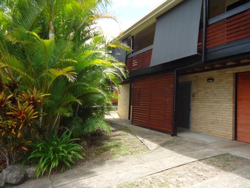 6 Savilles Road, Nambour QLD 4560
