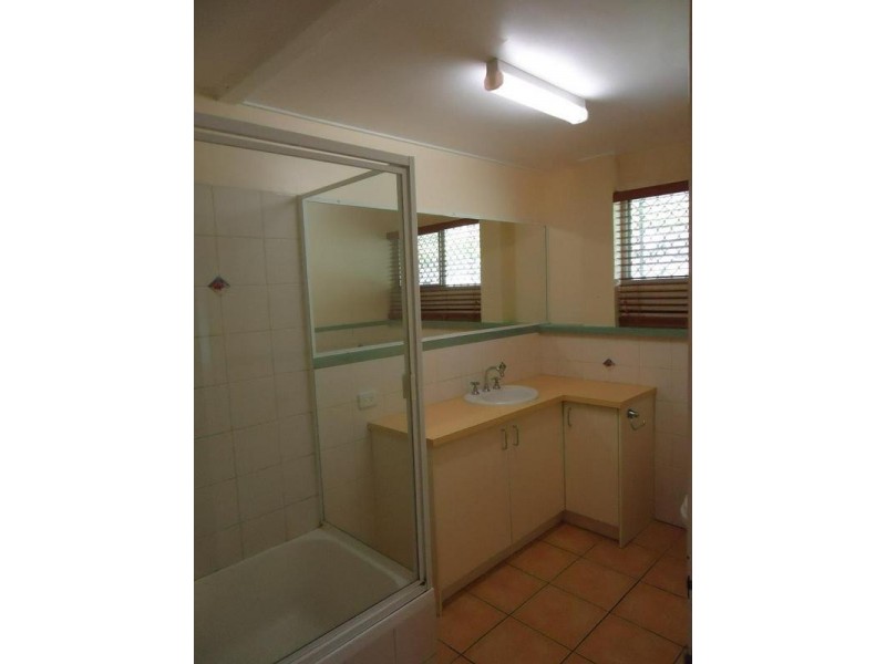 6 Savilles Road, Nambour QLD 4560