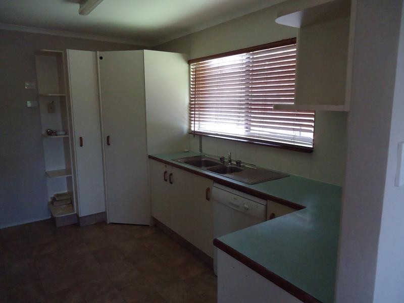 6 Savilles Road, Nambour QLD 4560