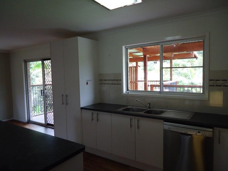 8 Douglas Street, Nambour QLD 4560