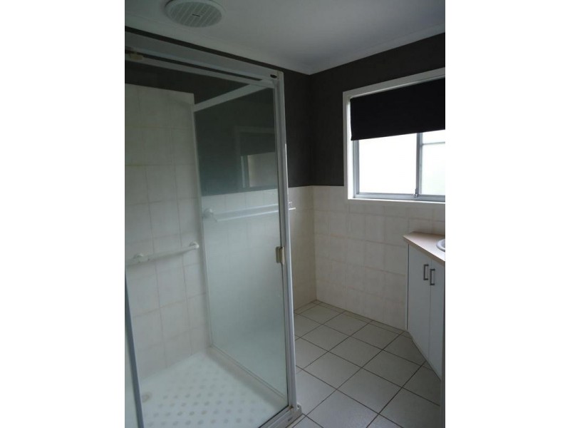 8 Douglas Street, Nambour QLD 4560