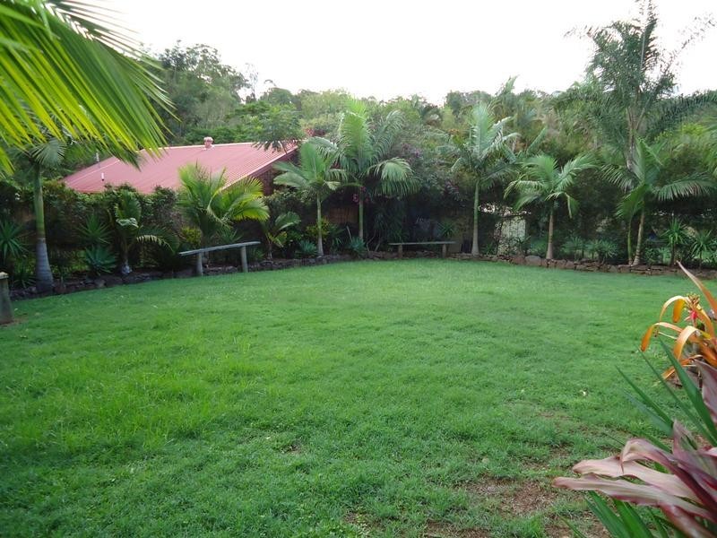 8 Douglas Street, Nambour QLD 4560