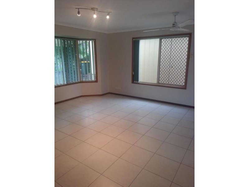 32 Cascade Drive, Yandina QLD 4561