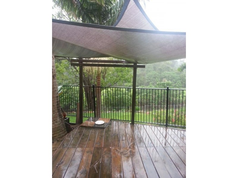 32 Cascade Drive, Yandina QLD 4561