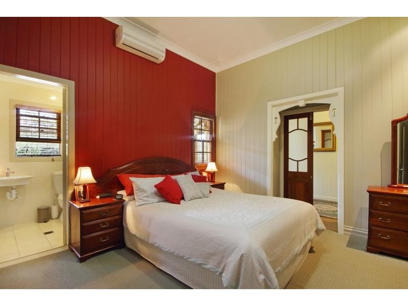 32 Hill Street, Woombye QLD 4559