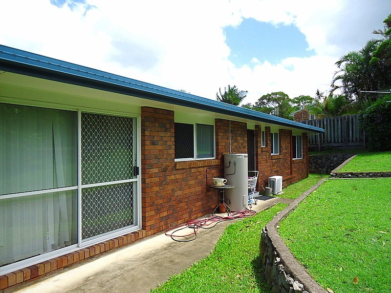 16 Lachlan Avenue, Nambour QLD 4560