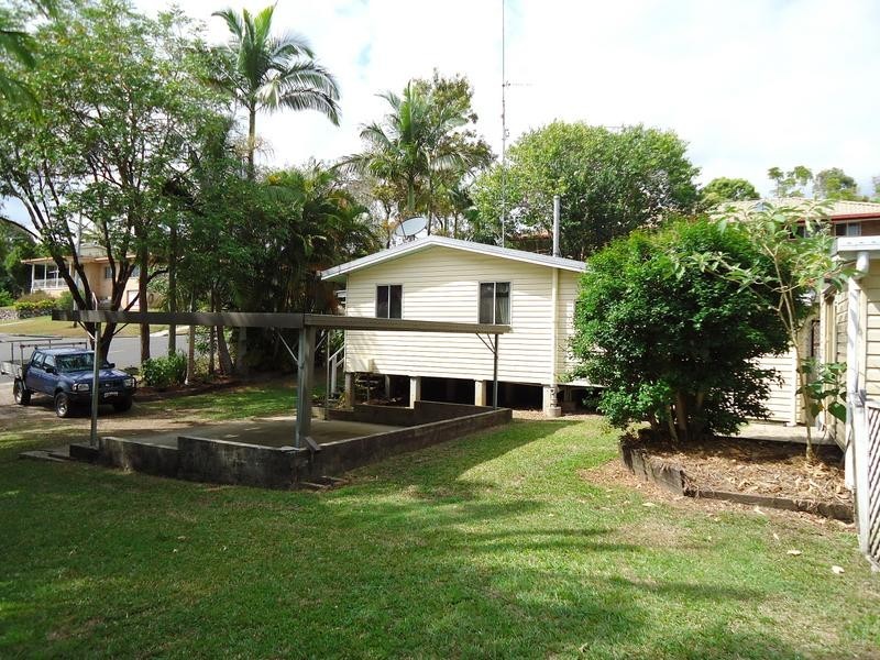 27 Waterfall Road, Nambour QLD 4560