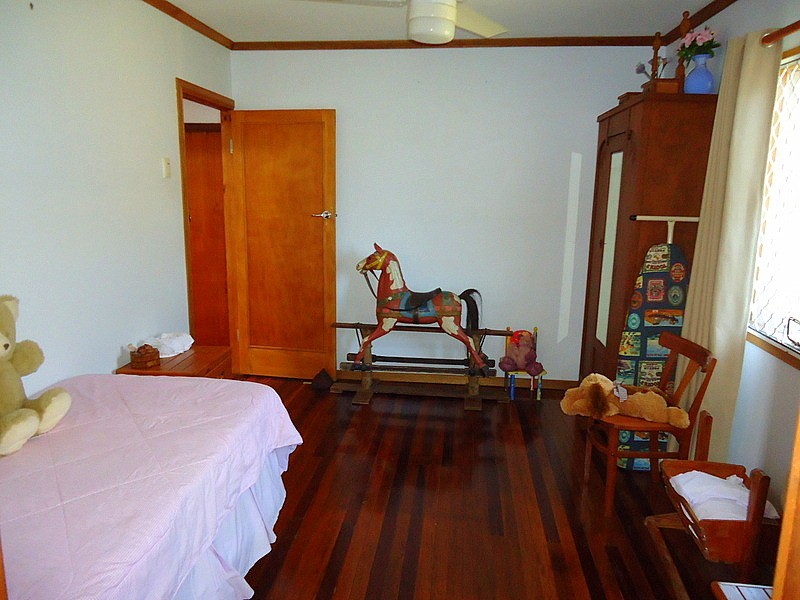 30 Bade Street, Nambour QLD 4560