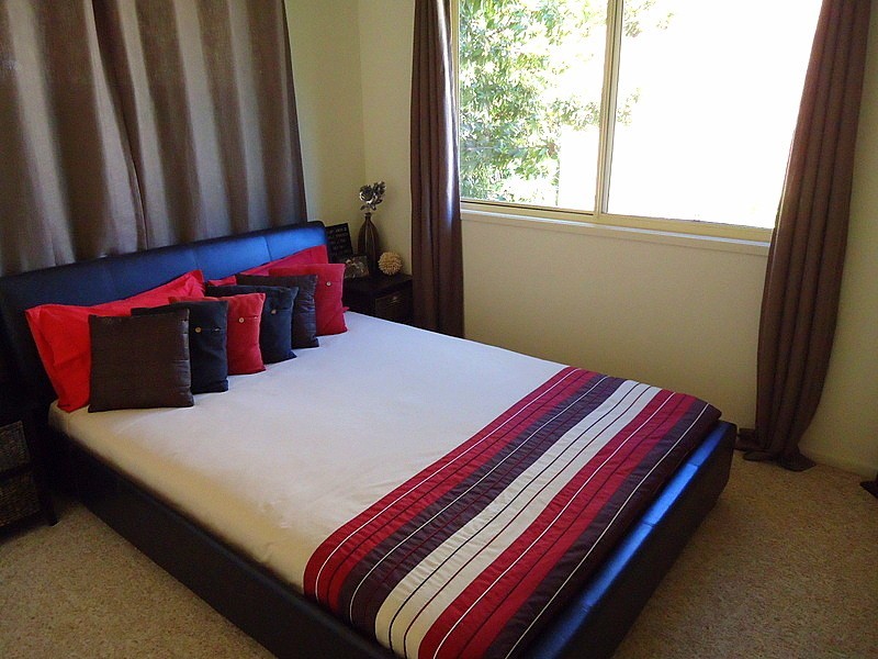 11 Kings Place, Burnside QLD 4560