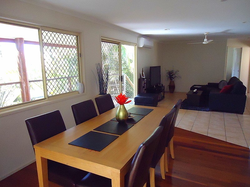 11 Kings Place, Burnside QLD 4560