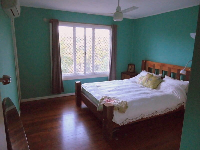 6 Coes Creek Road, Burnside QLD 4560