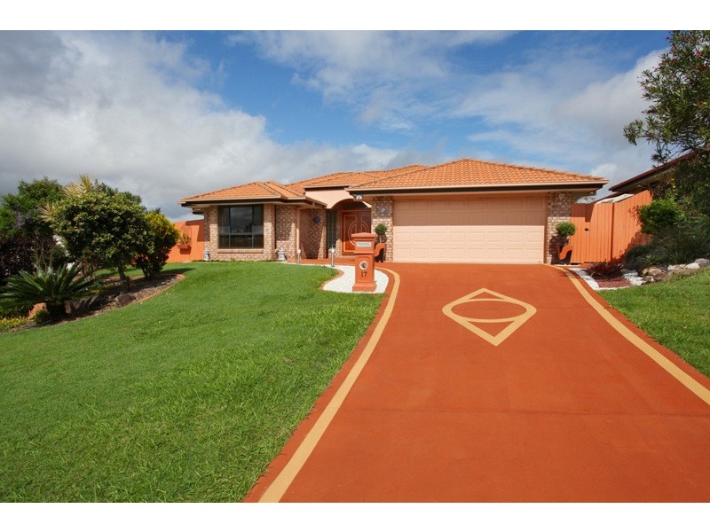 17 Albatross Avenue, Nambour QLD 4560