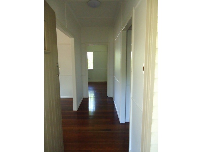 32 Oxleigh Crescent, Nambour QLD 4560