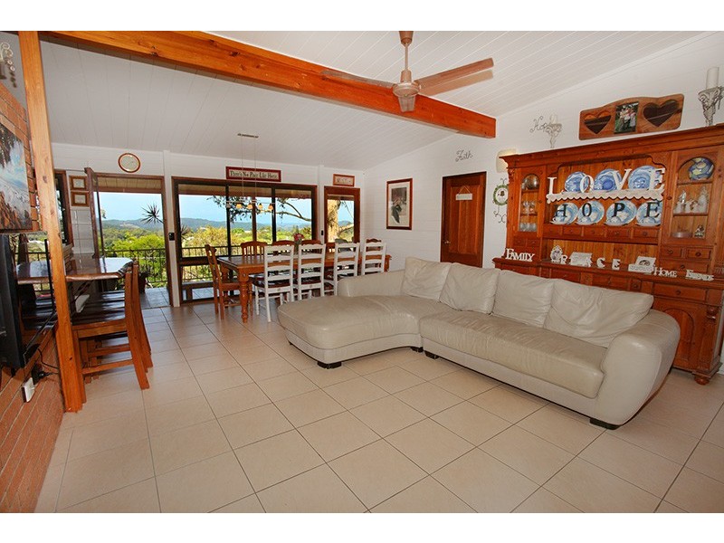7 St James Court, Nambour QLD 4560