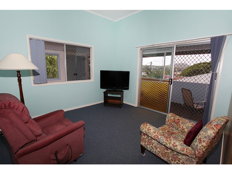 11 Lamington Terrace, Nambour QLD 4560