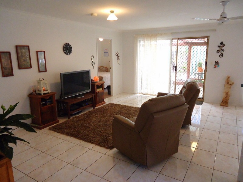 2/1 Parkvista Court, Burnside QLD 4560