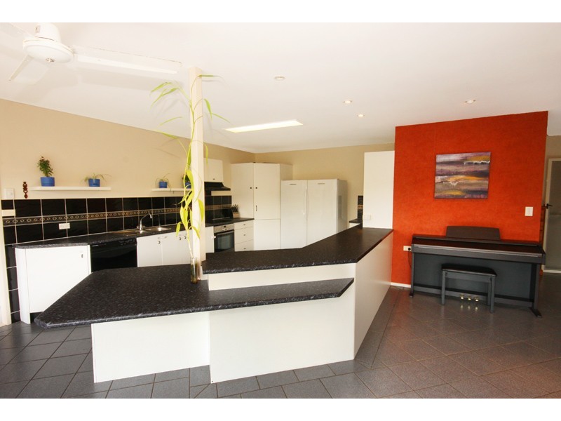 197 Blackall Range Road, Woombye QLD 4559