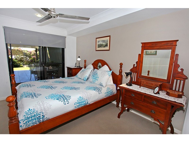 1 Bright Court, Burnside QLD 4560