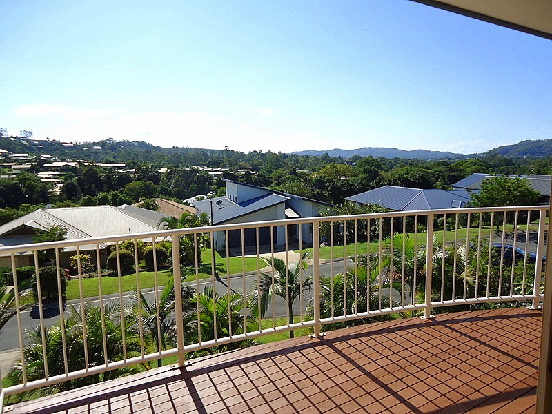 8 Dalzell Court, Burnside QLD 4560