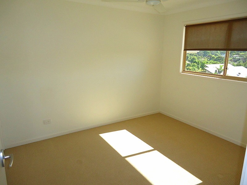 8 Dalzell Court, Burnside QLD 4560