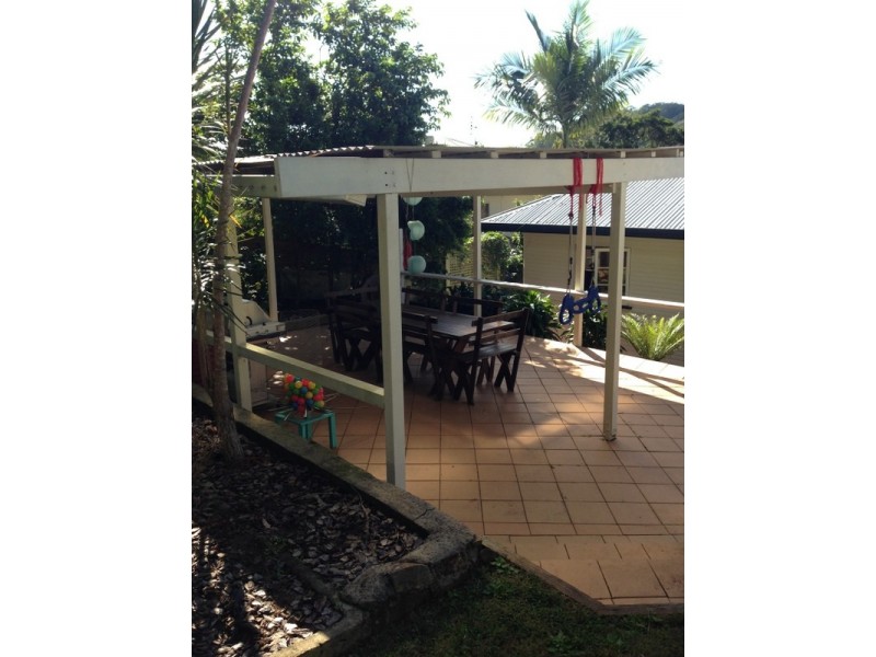 4 Mayfield Street, Nambour QLD 4560